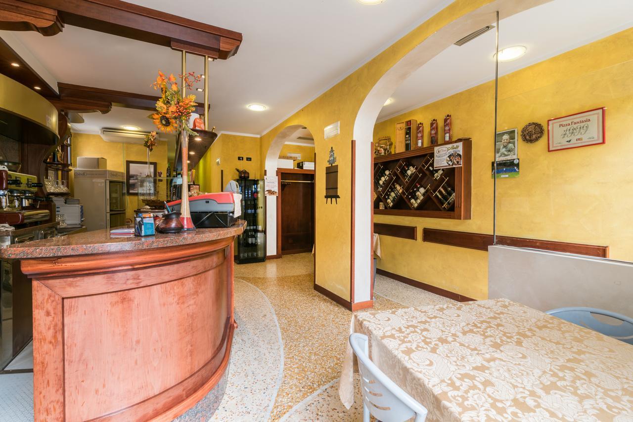 Il Torchio Di Alchieri Moreno E C Sas Pizzighettone 外观 照片